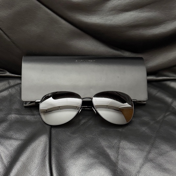 Saint Laurent sunglasses - Picture 1 of 9